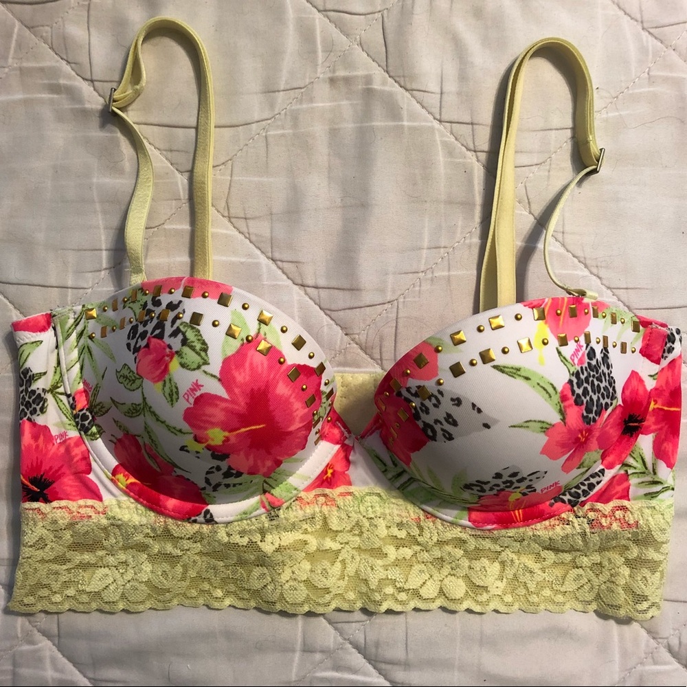 Victoria’s Secret PINK bra